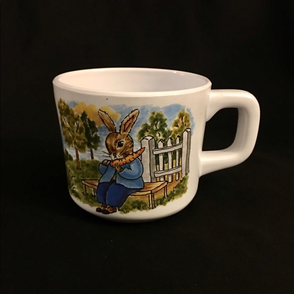Peter Rabbit Vintage Miracle Melamine Set - Picture 4 of 5